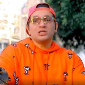 پاشو پاشو بیا نانای کن