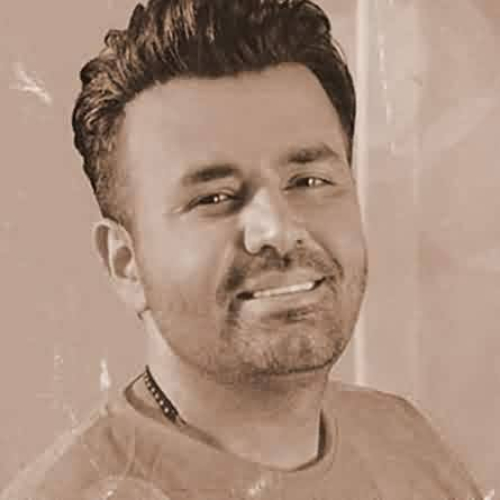 سنگتو به سینه زدم خوشگل گیسو کمند