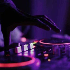 ار نبینومش خرابم نبینه مونه خرابه