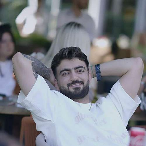 ﻛﻰ ﺑﺸﻪ ﺧﺎﻧﻢ ﺑﻪ ﻣﺎ ﭘﺎ ﺑﺪه اﻧﻘﺪ ﺧﻮﺷﮕﻠﻪ ﻛﻪ ﺧﺪا ﺑﮕﻪ