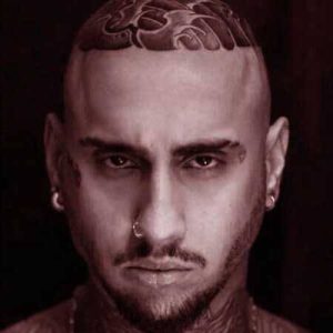 نگو اینجوری بهتره دور باشیمو حیفه نزن بهم زود بازیو