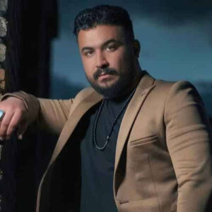 چنی تو نازی آخه چنی تو نازی اهل زمینی آسمان گردیده بازی