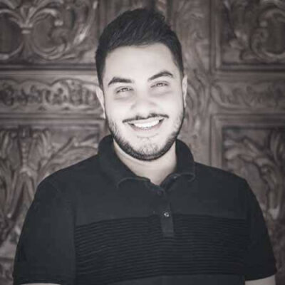 باید از عشق نگاه تو شهرو بهم بریزم یه تنه