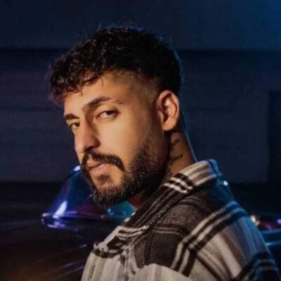 ﻫﻤﻪ دار و ﻧﺪار ﻣﻨﻰ ﺑﻌﺪ ﺧﺪا ﺗﻮ ﺧﺪای ﻣﻨﻰ