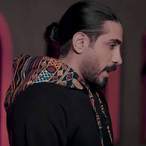 کسری زاهدی