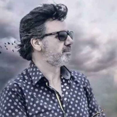 به امید رویای بوسیدنت به عشق تو چشمامو خواب میکنم