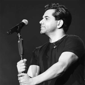 الهی چراغ خانه ام تو باشی